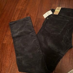 Mens pants Size 30x32 Dockers NWT